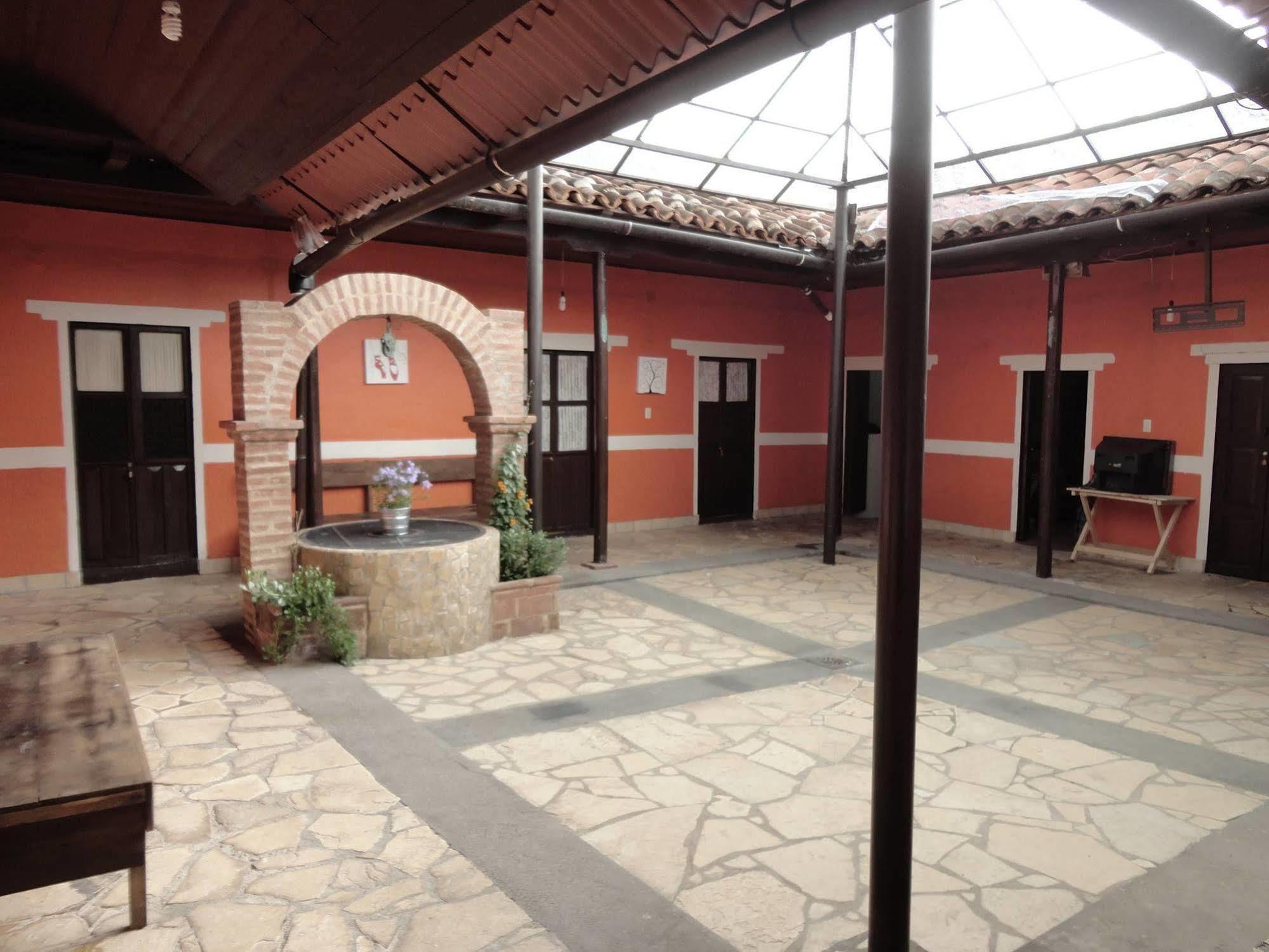 Casa Monad Bed & Breakfast San Cristobal de las Casas Luaran gambar
